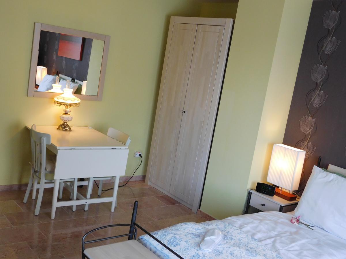 Hotel Golden Dragon Dessel Extérieur photo